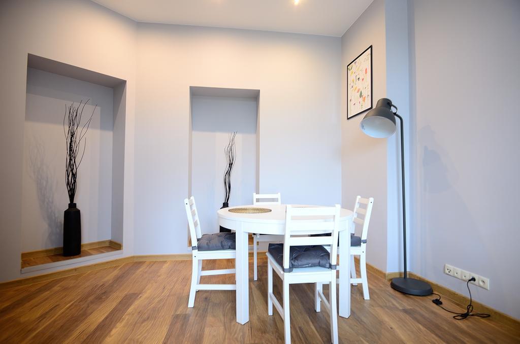 Victus Apartamenty, Apartamenty Alicante โซพอต ภายนอก รูปภาพ