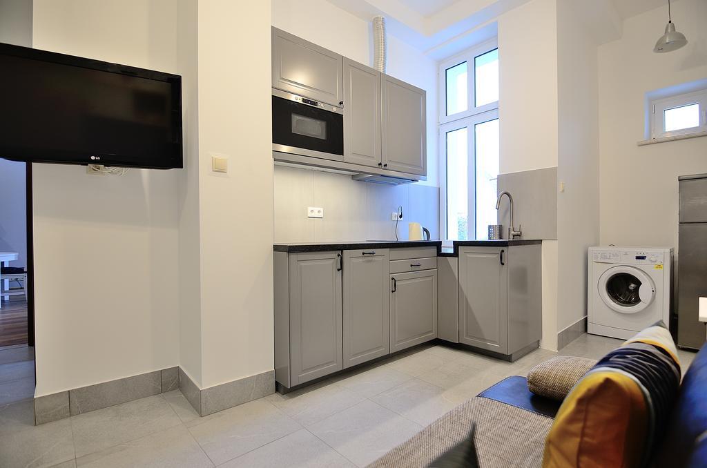 Victus Apartamenty, Apartamenty Alicante โซพอต ภายนอก รูปภาพ