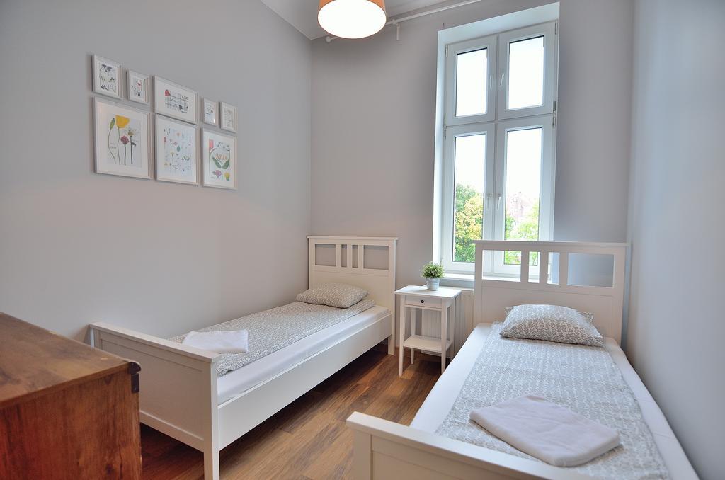 Victus Apartamenty, Apartamenty Alicante โซพอต ภายนอก รูปภาพ